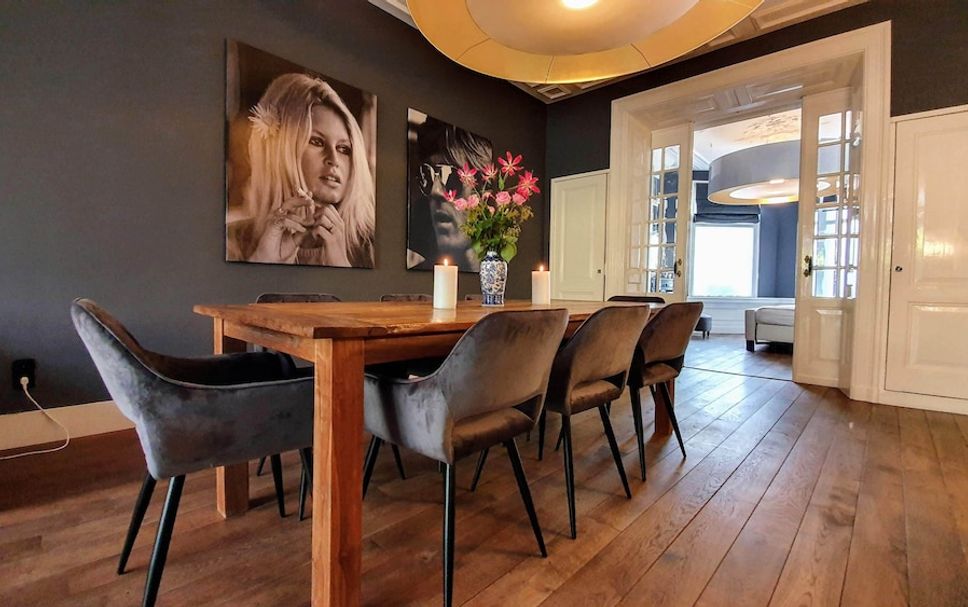 Dining room Photo