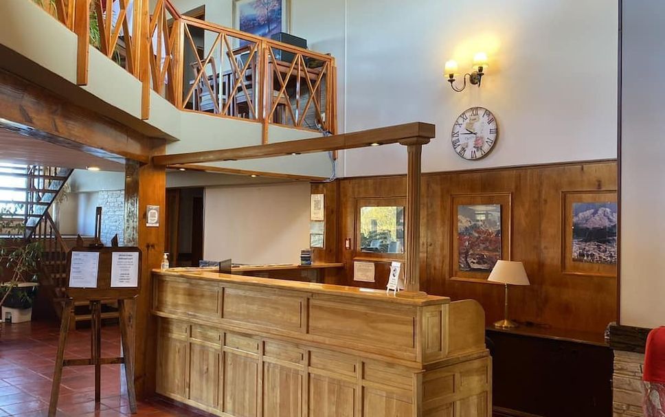 Front desk Photo