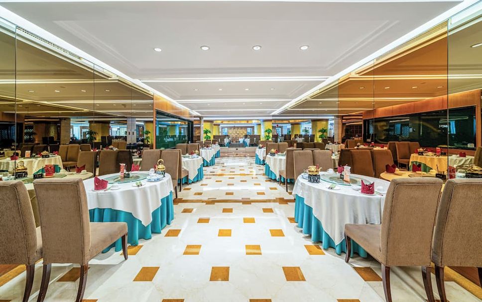 Banquet hall Photo