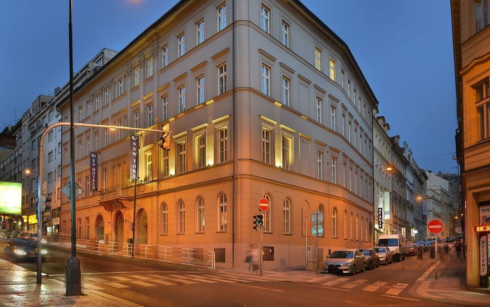 Building Photo