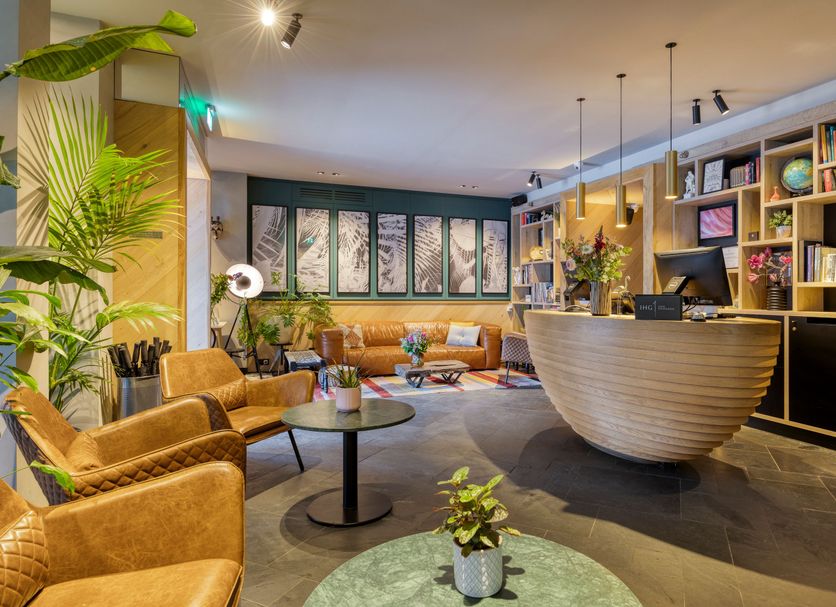 Lounge Photo