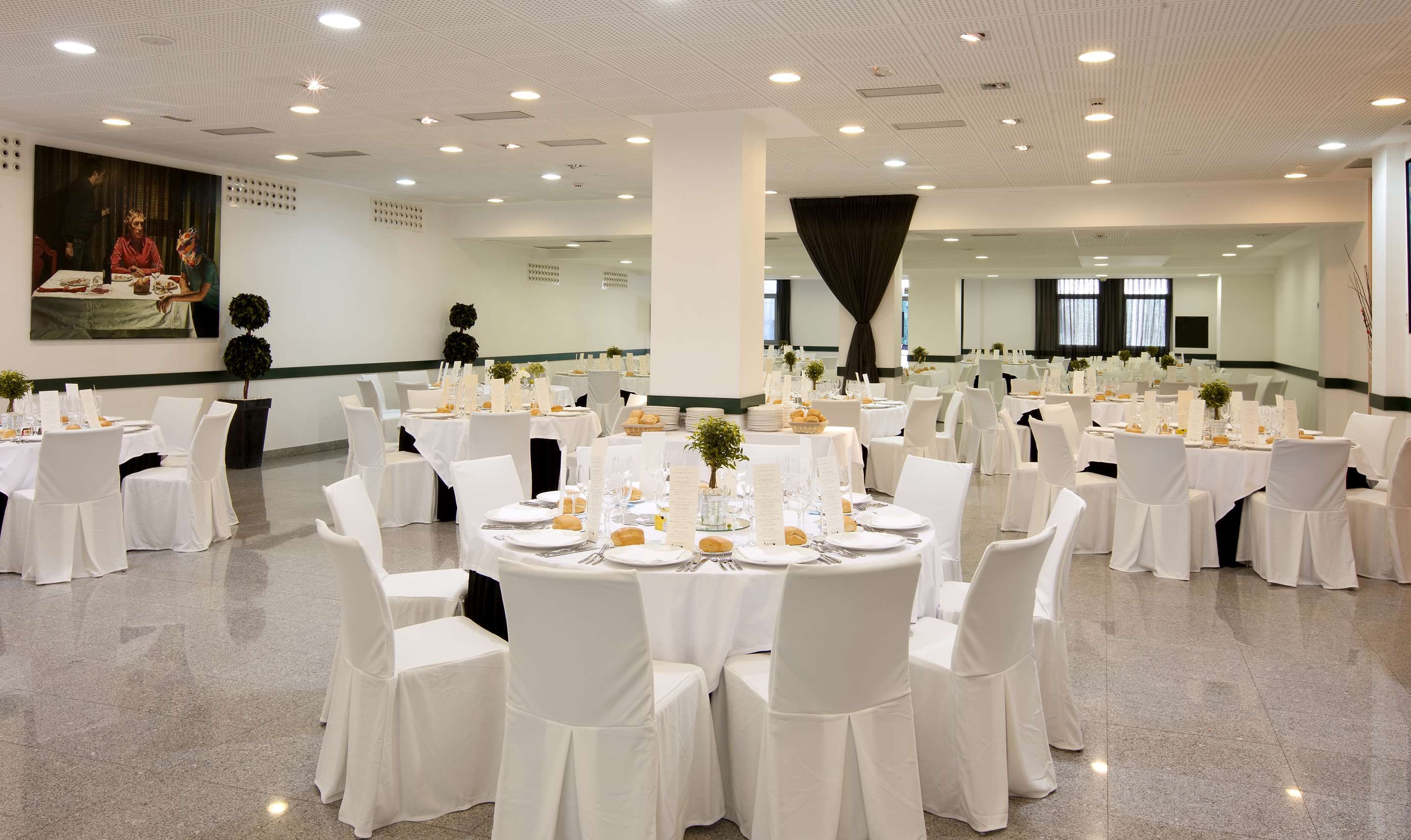 Banquet hall