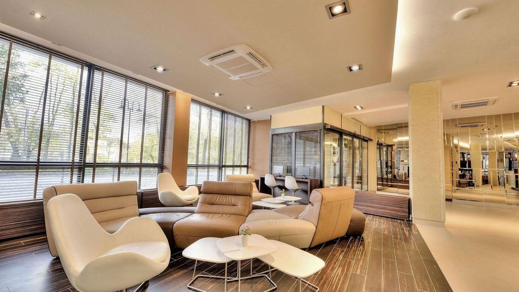 hotel desilva premium poznań ul piekary 5