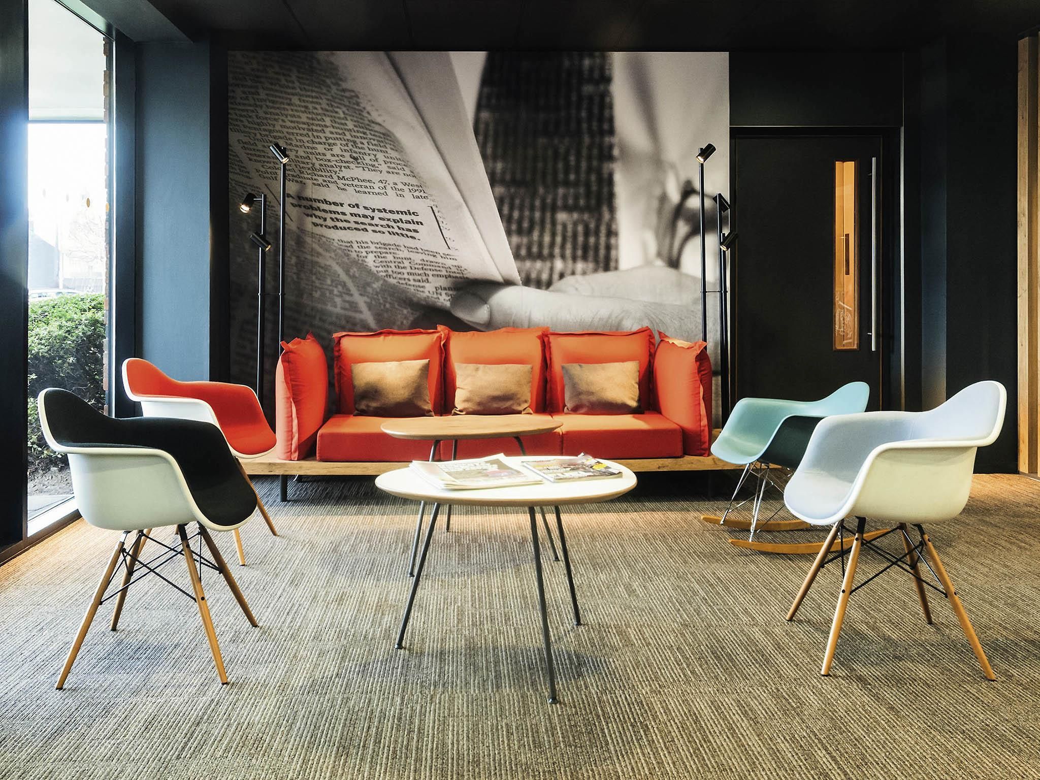 Lounge Photo