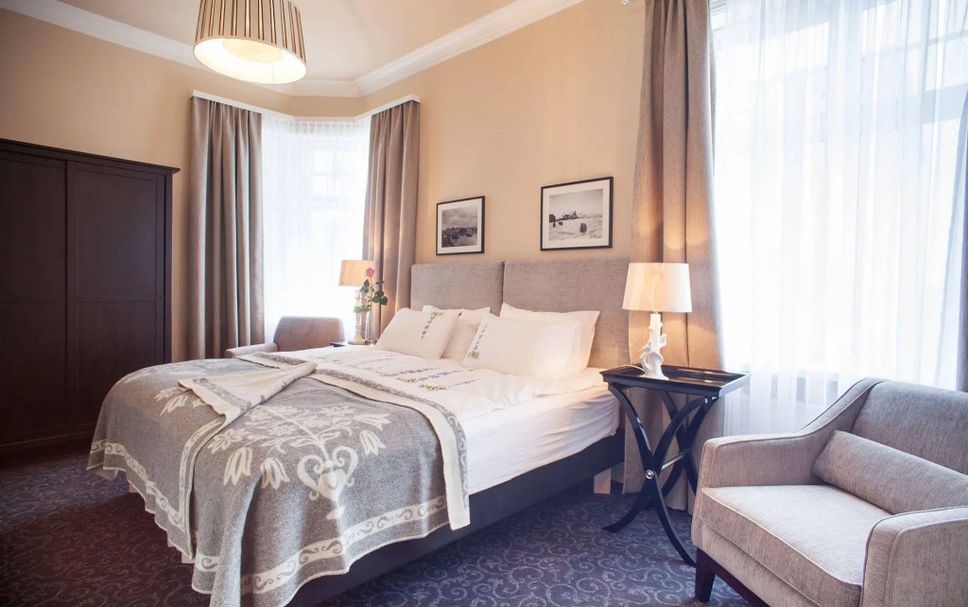 Bedroom Photo