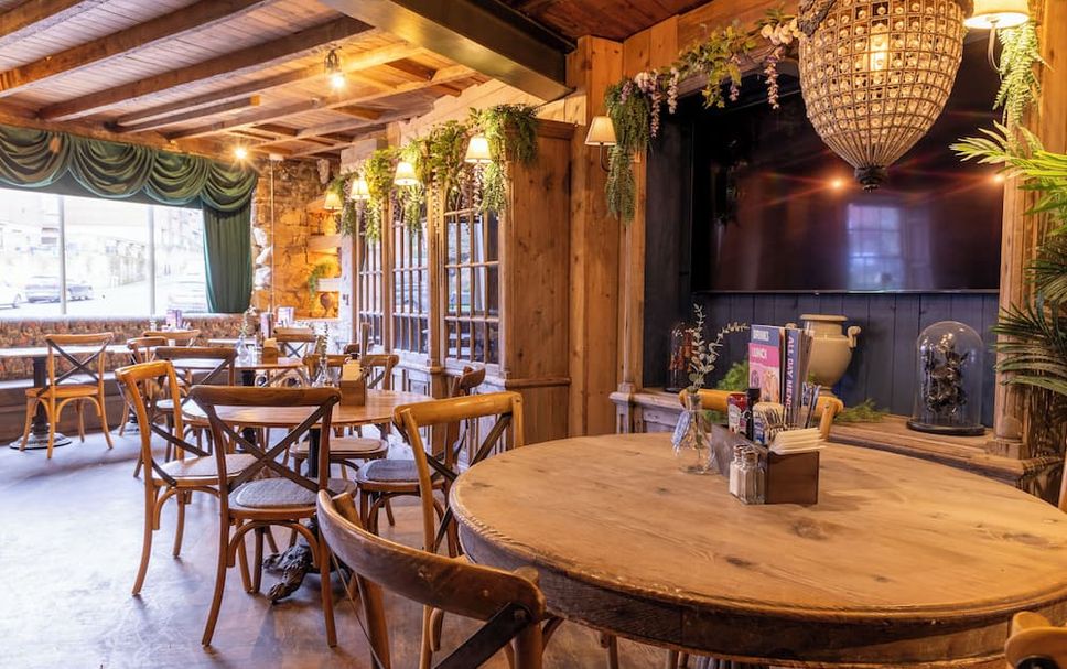 Restaurant Photo