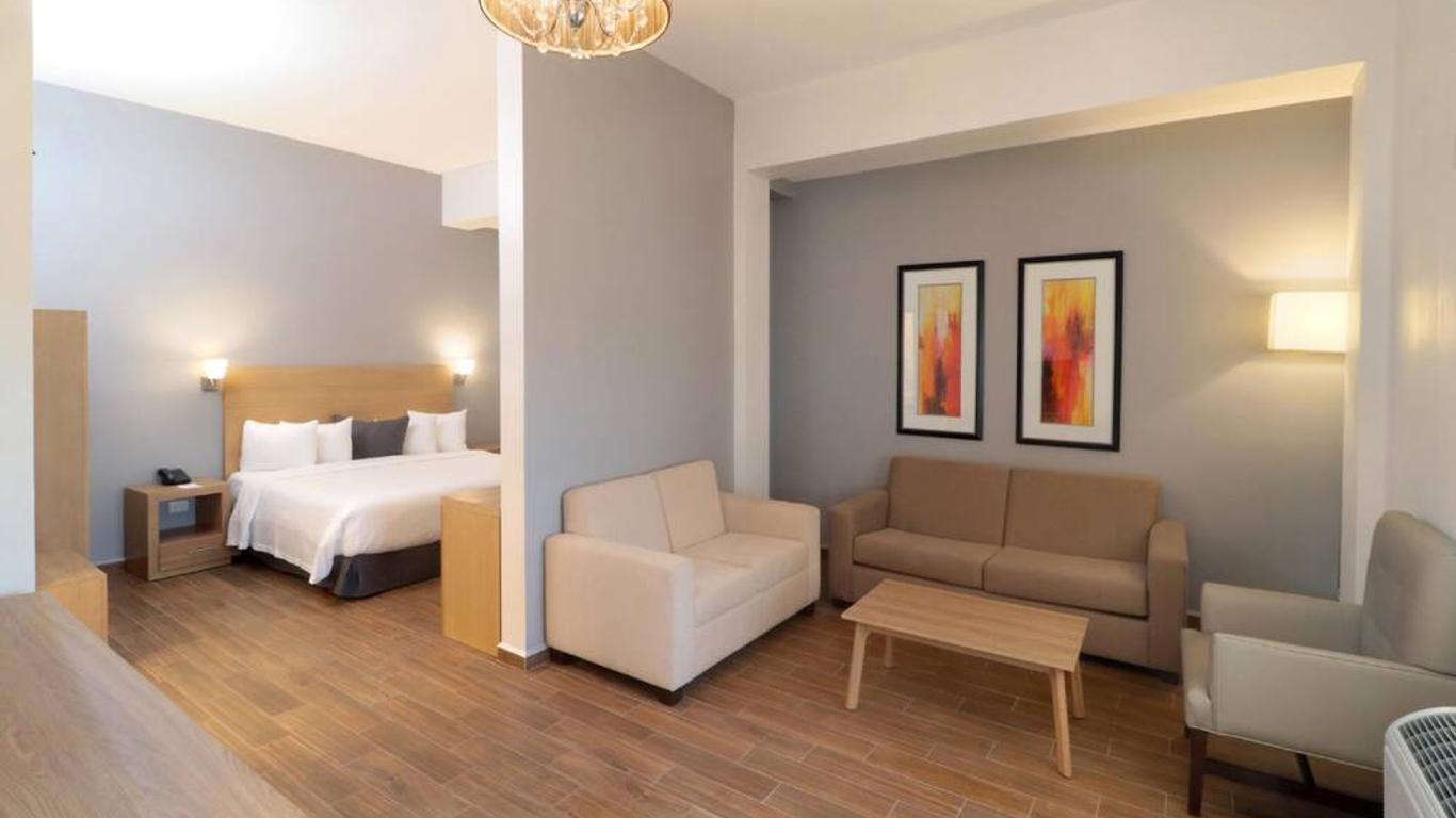 Bluu Hotel Aeropuerto Monclova-Frontera