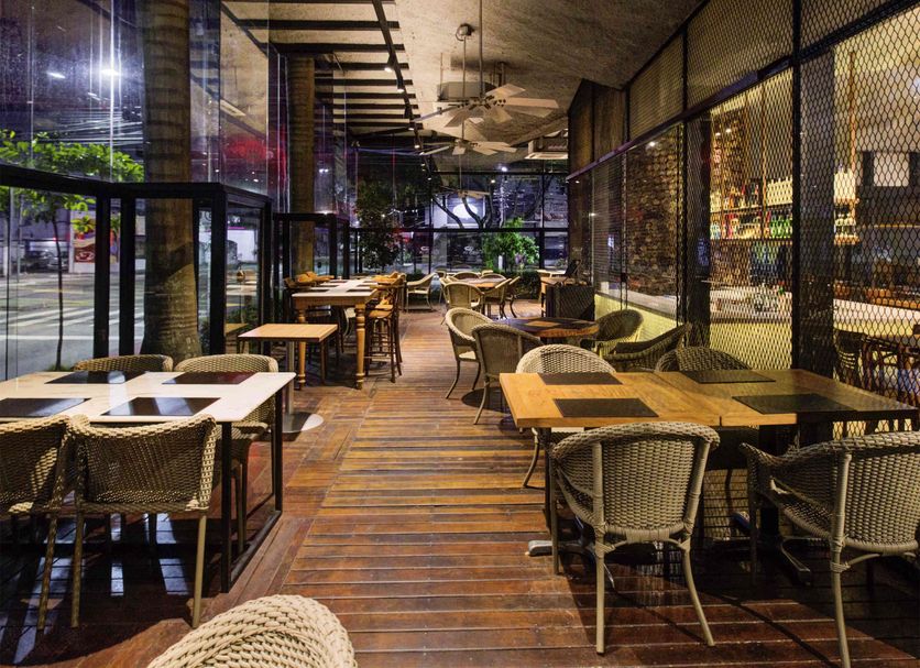 Restaurant Photo