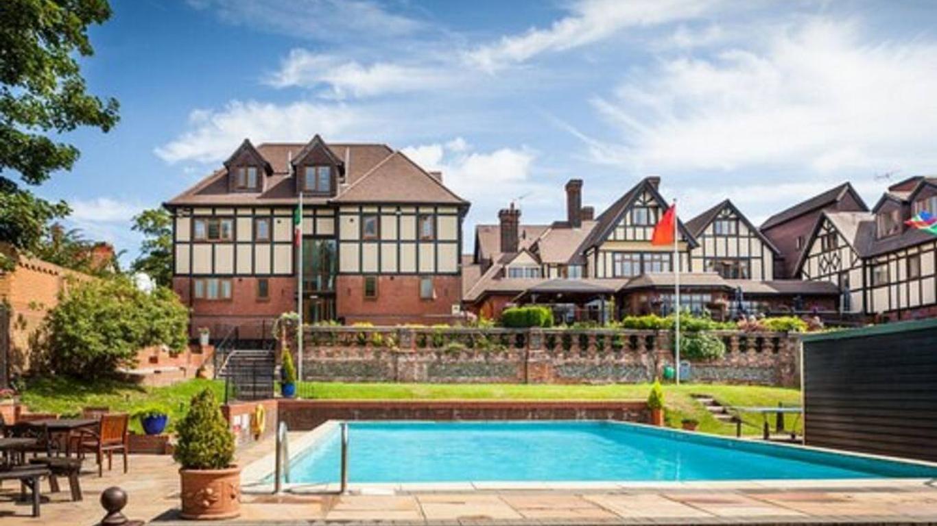 De Rougemont Manor