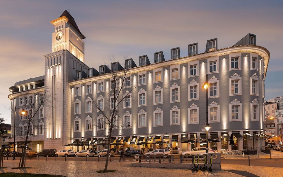 Building Photo