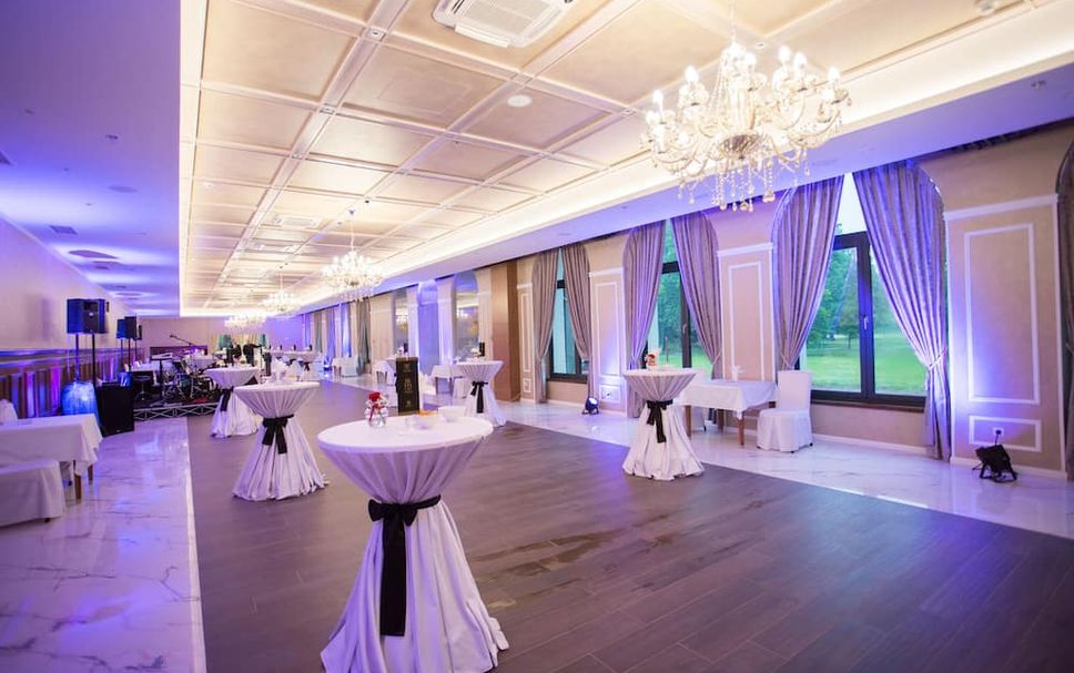 Banquet hall Photo