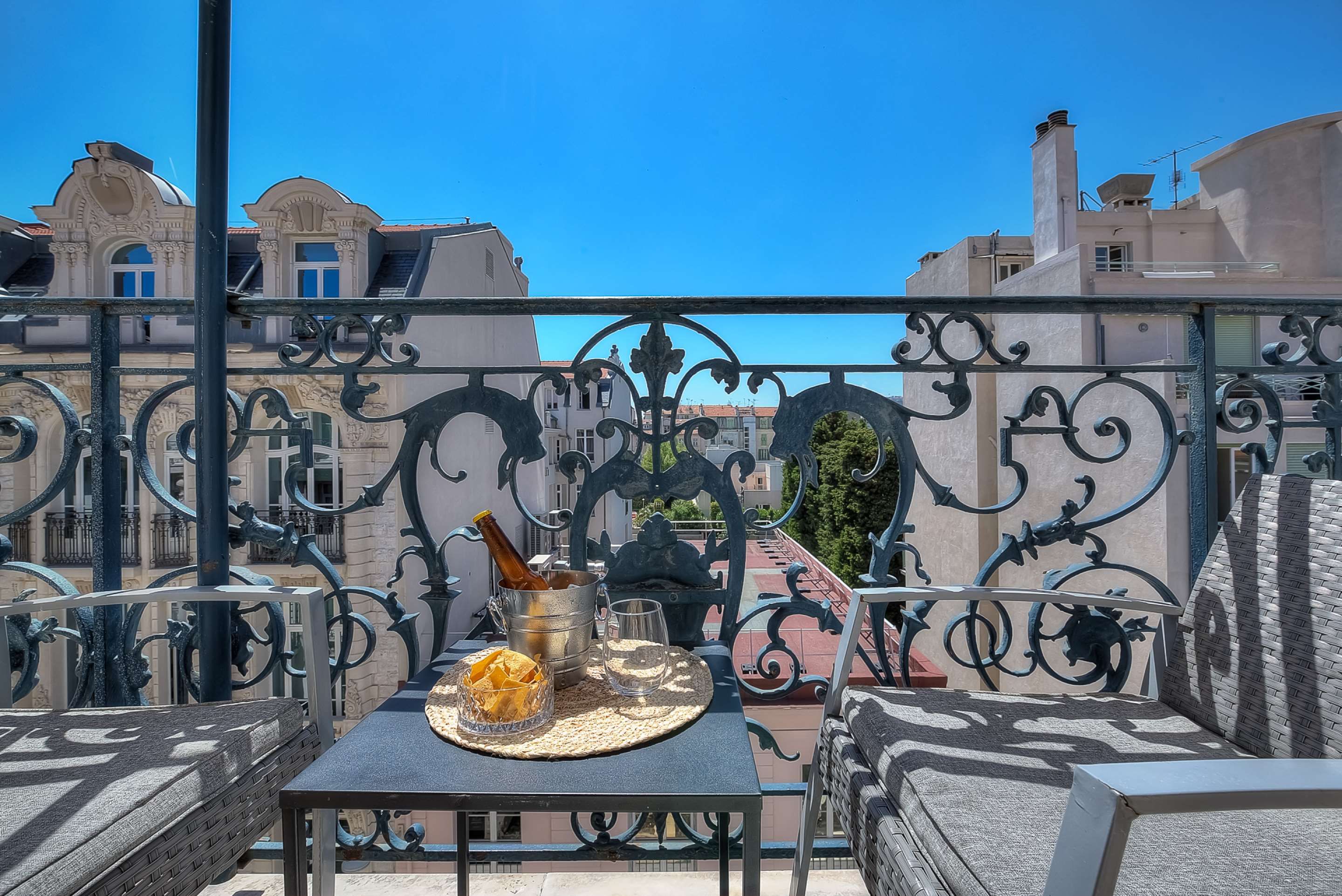 Balcony Photo