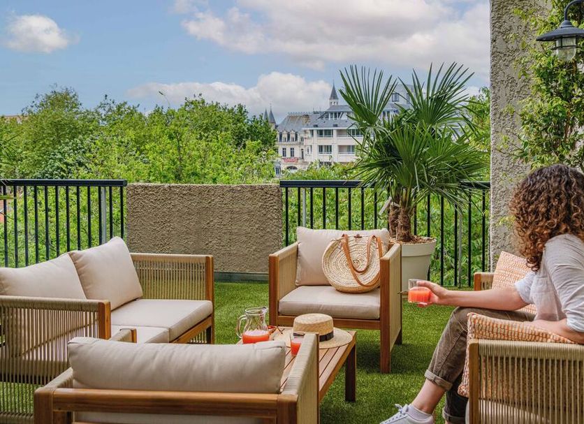 Balcony Photo