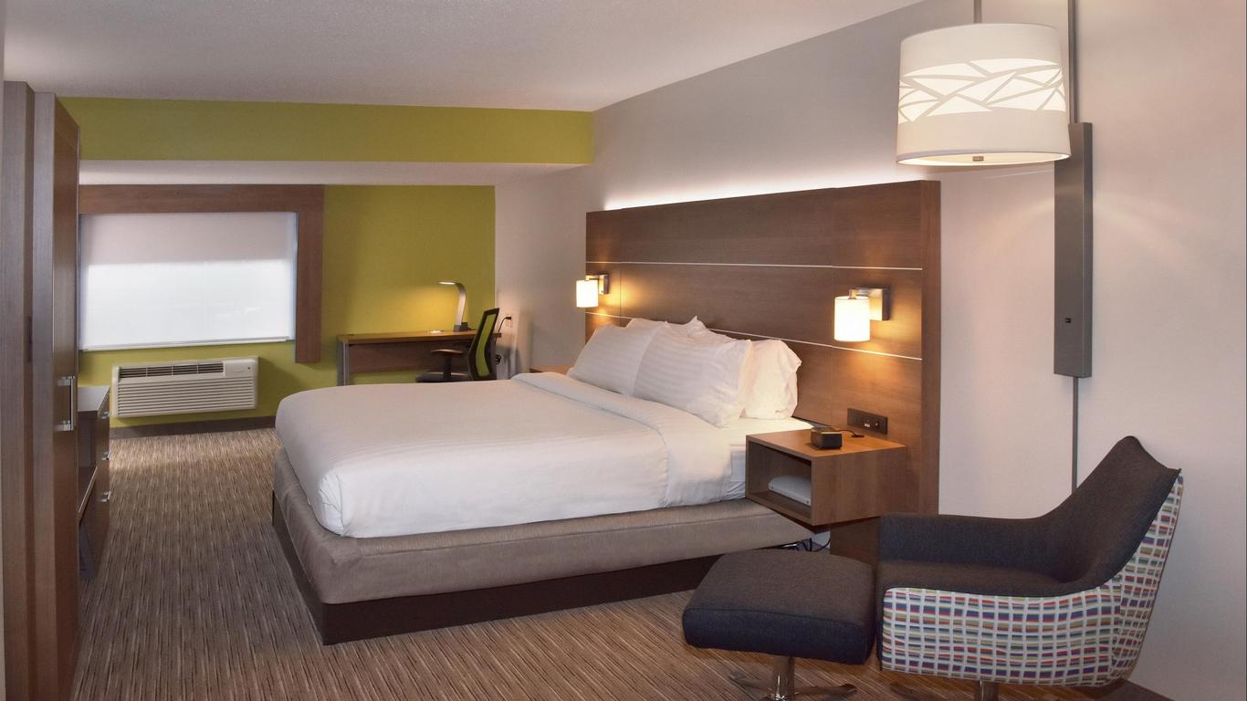 Holiday Inn Express Mount Pleasant- Scottdale, An IHG Hotel