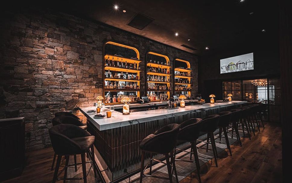 Bar Photo
