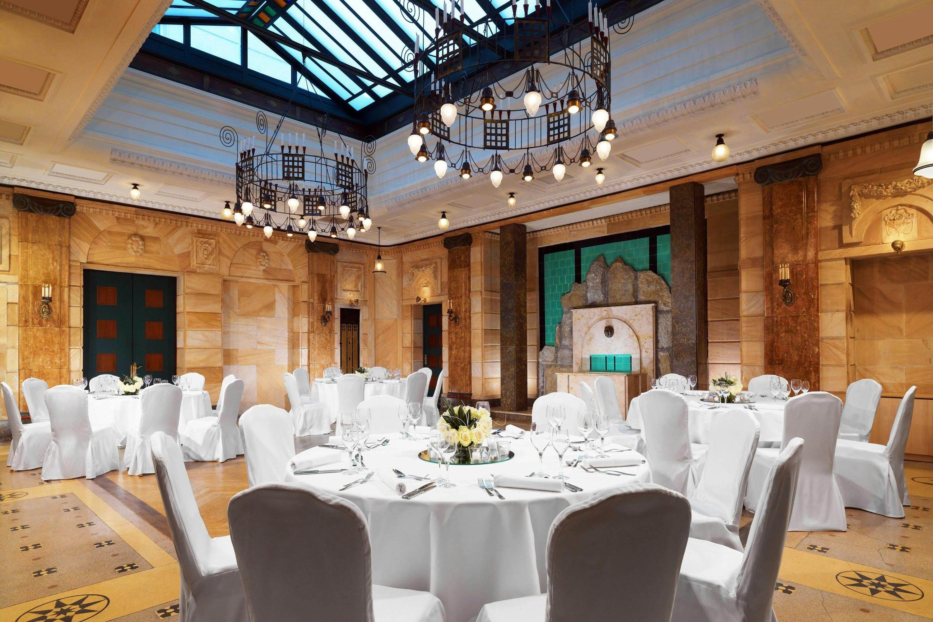 Banquet hall