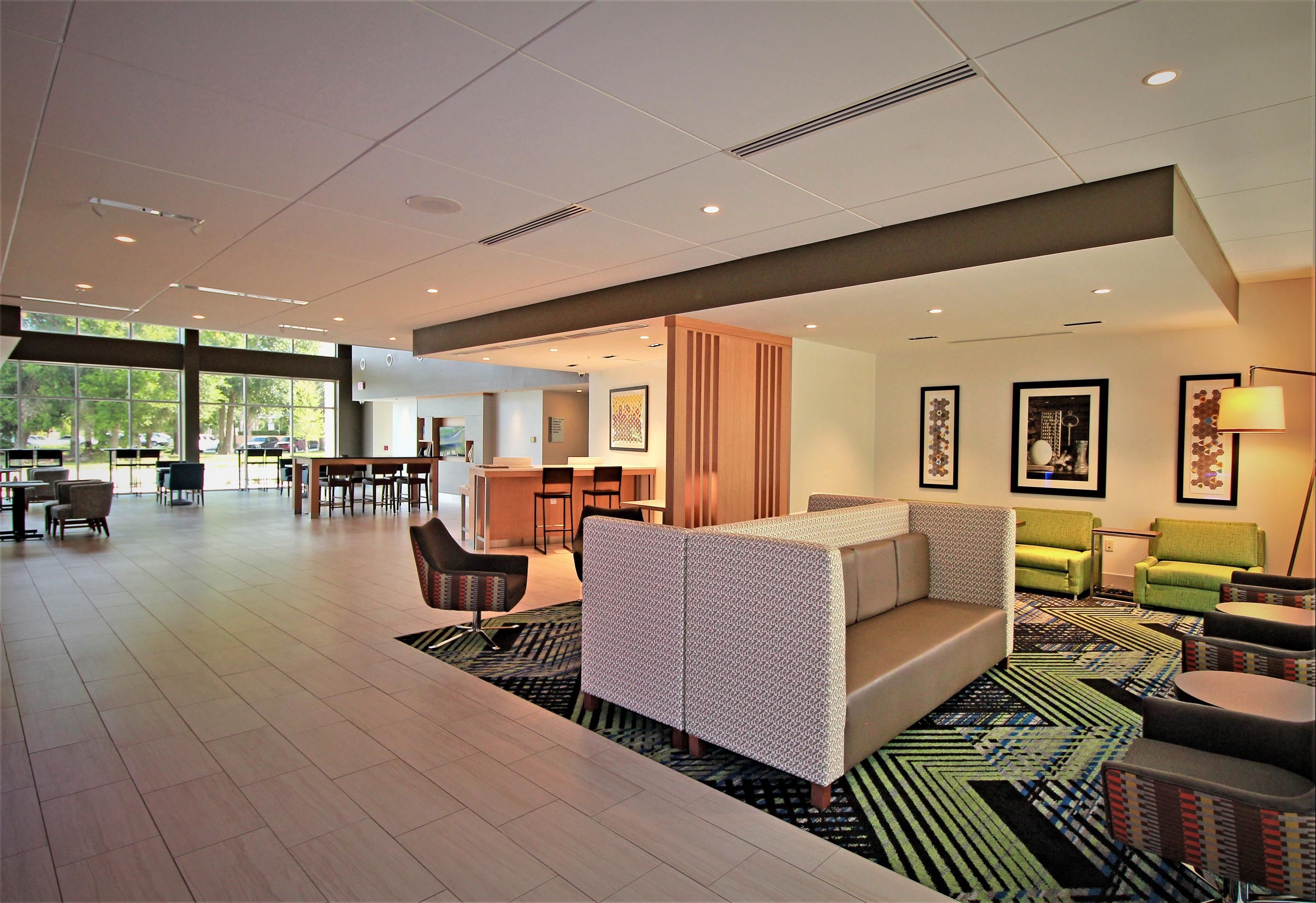 Lounge Photo