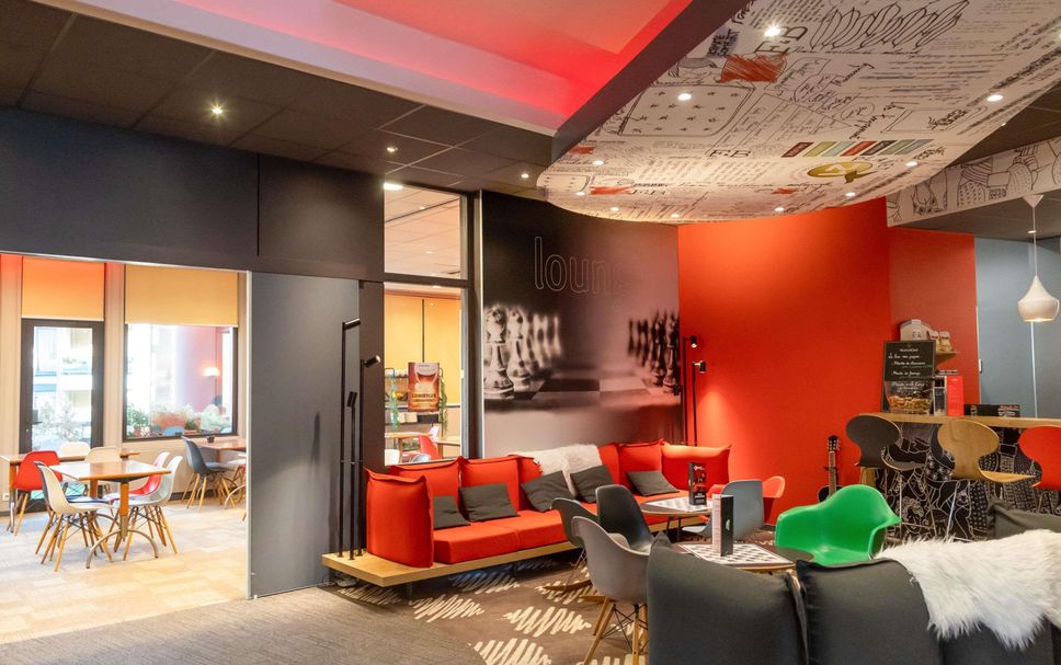 Lounge Photo