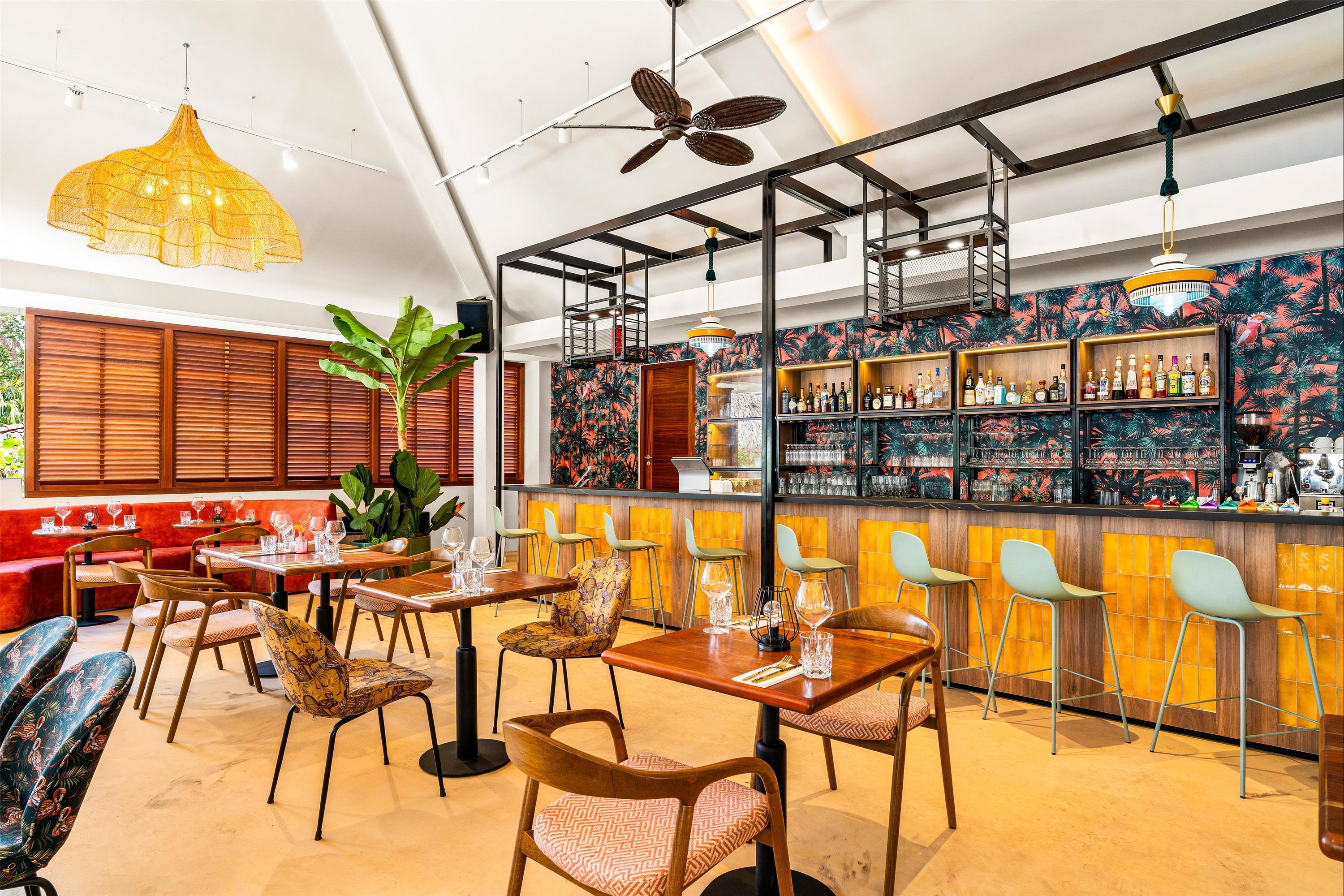 Restaurant Photo
