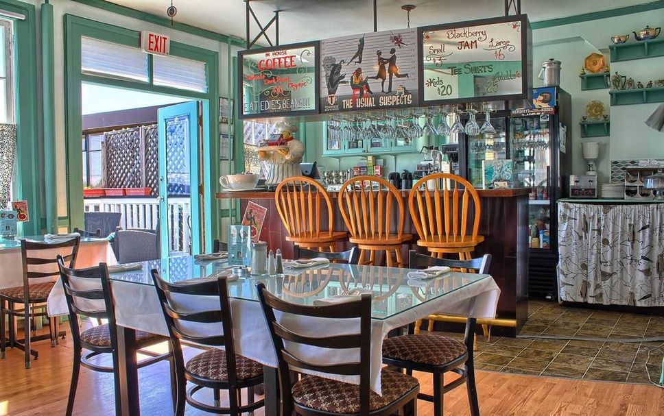 Restaurant Photo