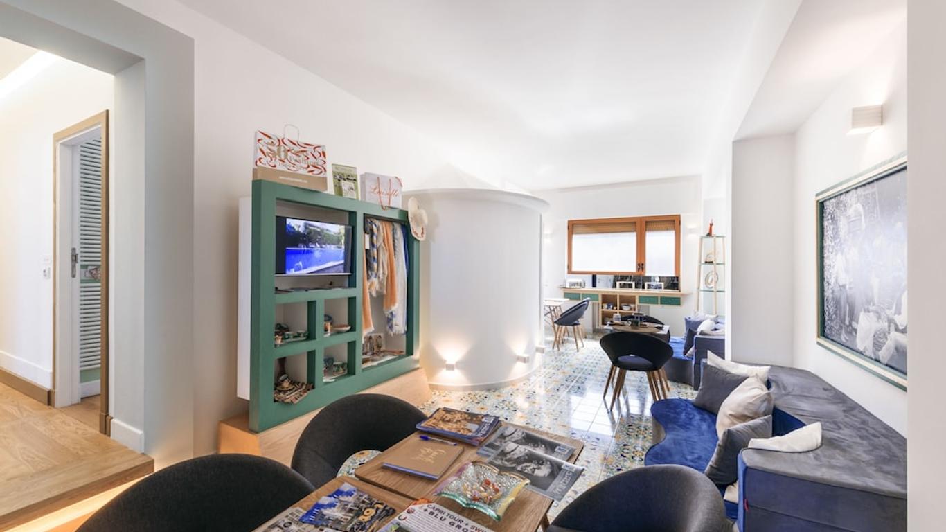 Luiselle Charming Accommodation Sorrento City Center