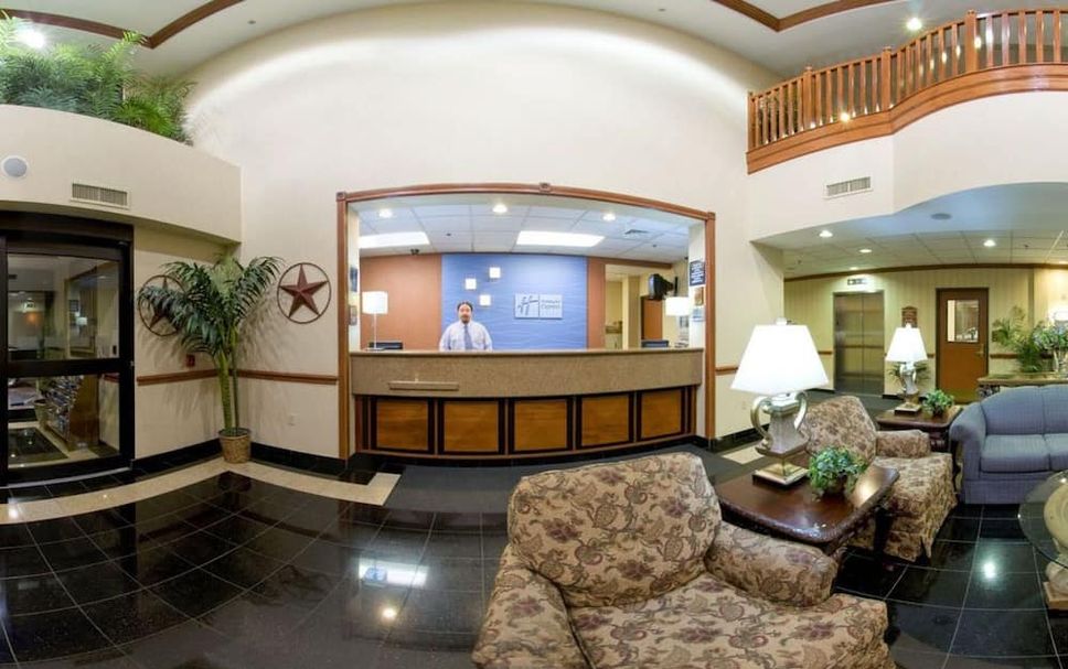 Front desk Photo