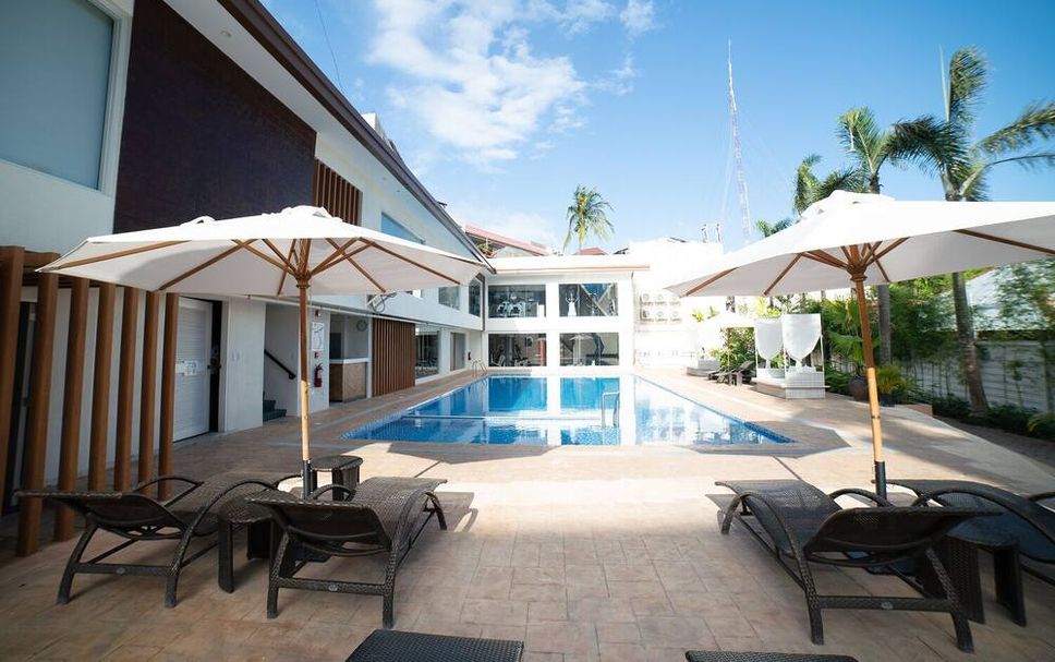 boracay patio umbrella Xzomystify Pink Tiki Umbrellas for Patios Outside 6' Outdoor Market with Fringe Beach Umbrellas for Sand with Tilt Boho Umbrella Outdoor Patio UPF50+ Sun Protection Adjustable Height Gazebos by Garden Winds Shangri-La Boracay