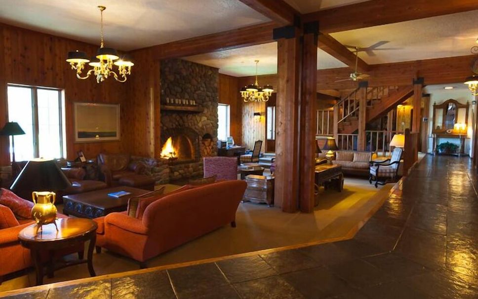 Lounge Photo