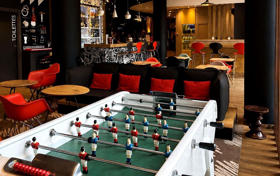 Bar Photo