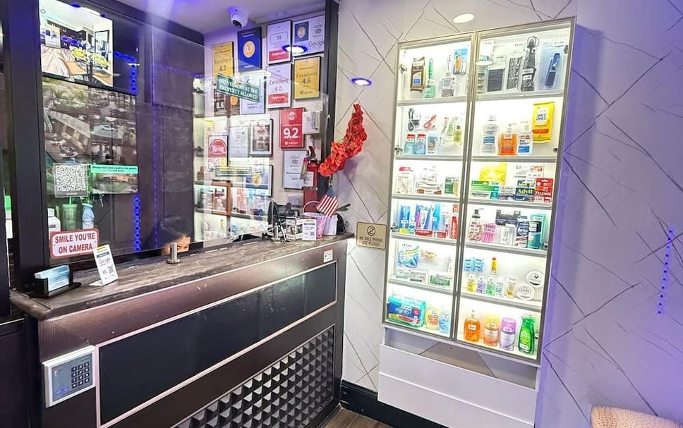 Shop Photo