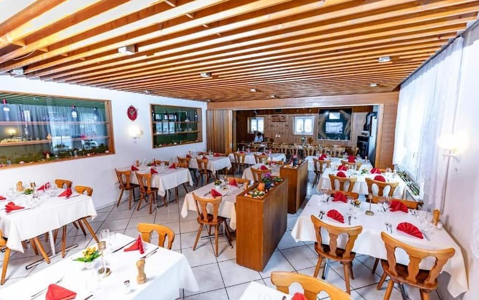 Restaurant Photo