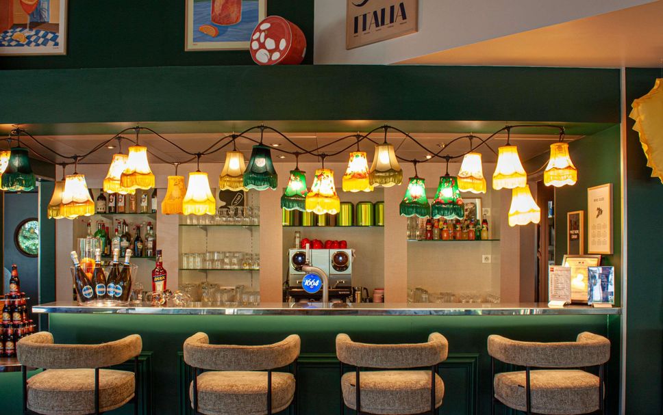 Bar Photo