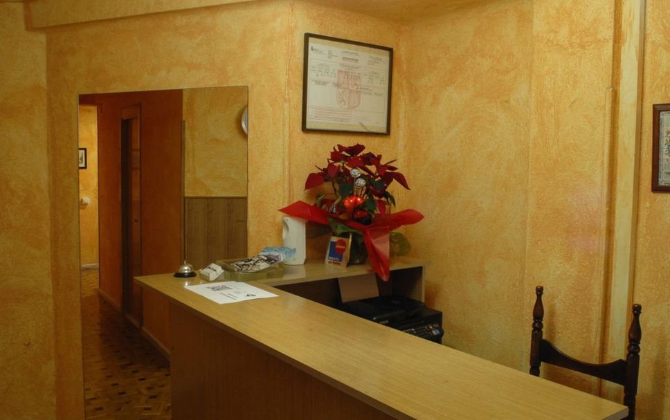 Front desk Photo