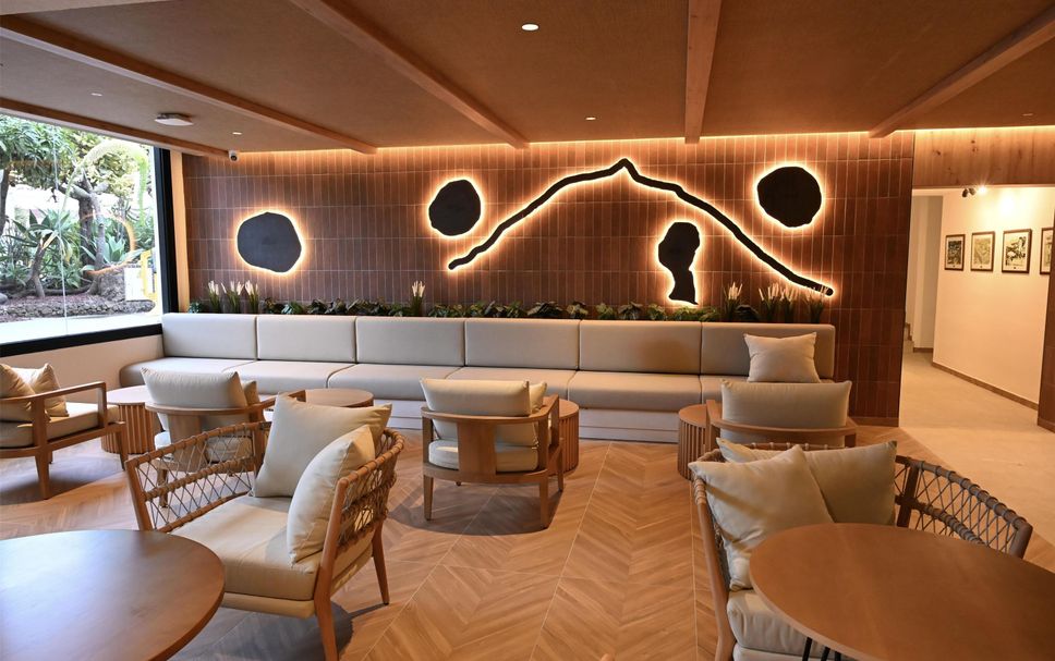 Lounge Photo