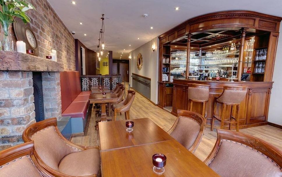 Bar Photo