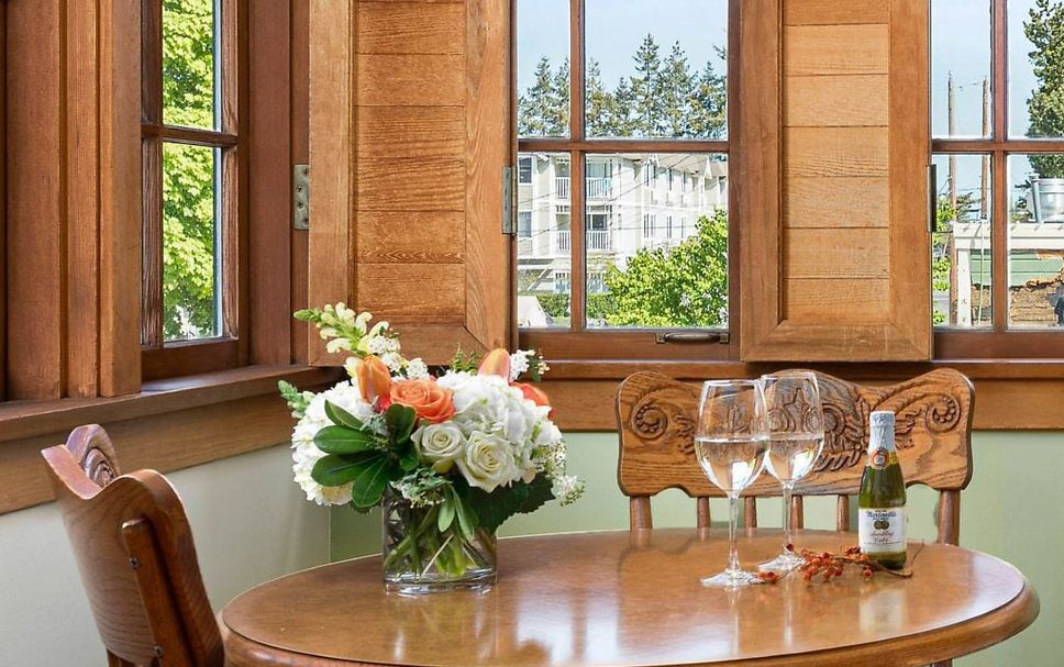 Dining room Photo