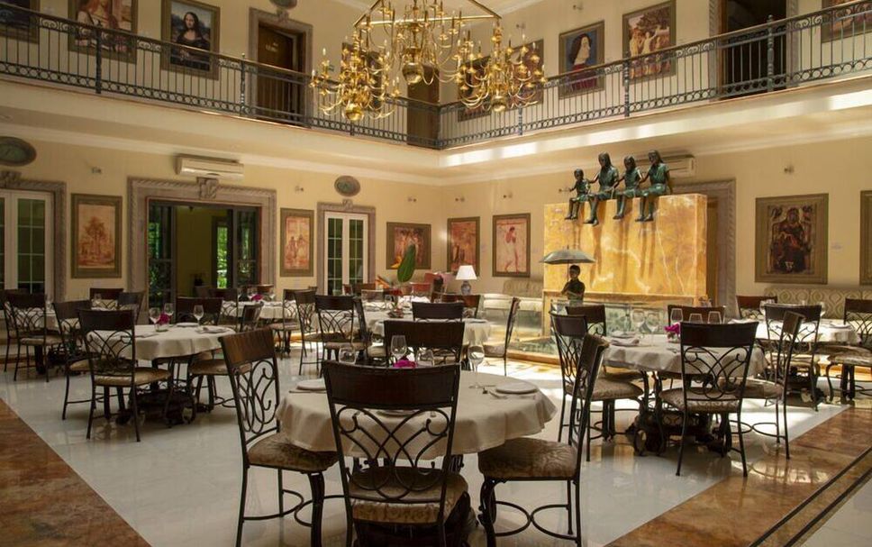 Restaurant Photo
