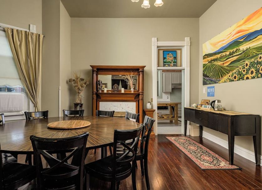 Dining room Photo