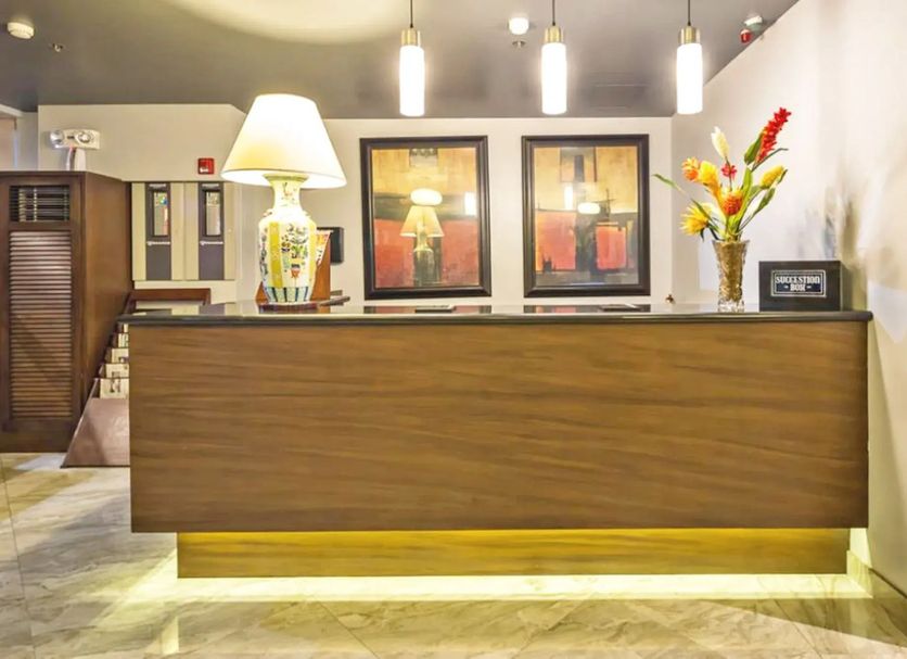 Front desk Photo