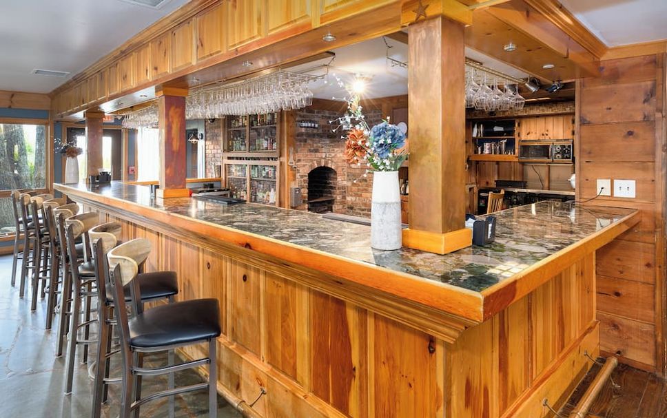 Bar Photo