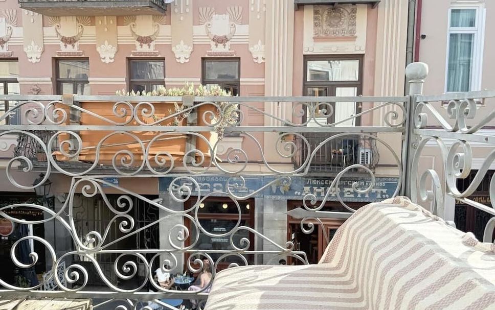 Balcony Photo