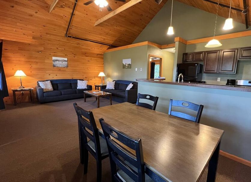 Dining room Photo