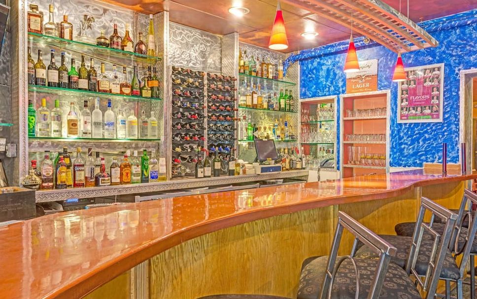 Bar Photo