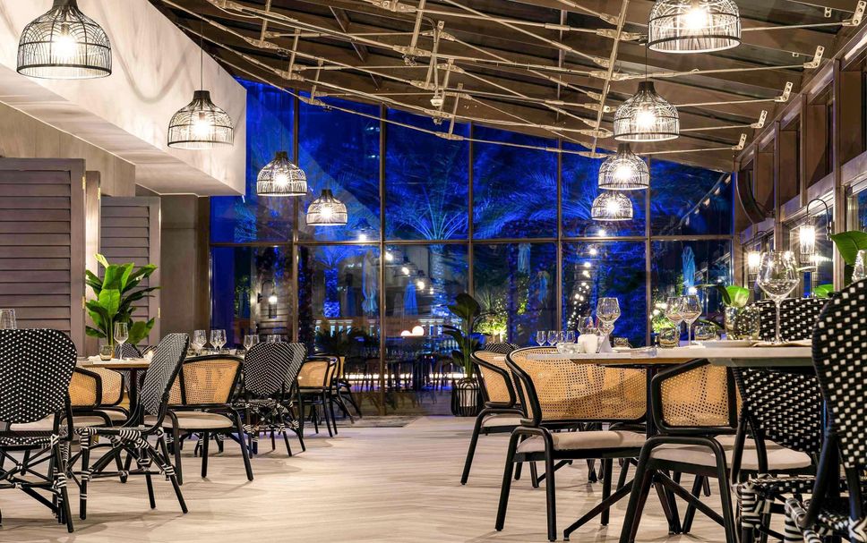 Restaurant Photo