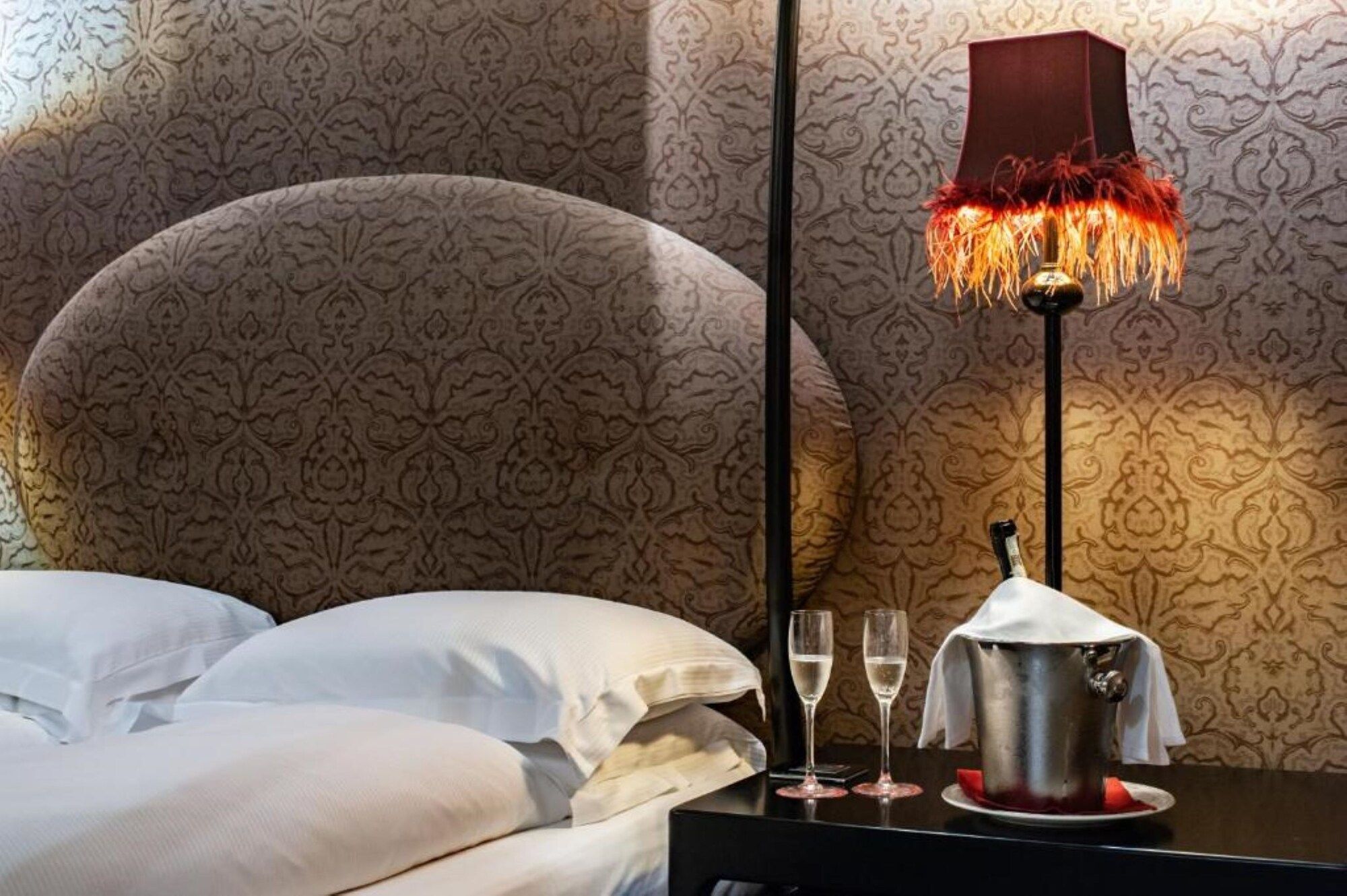 Room amenity