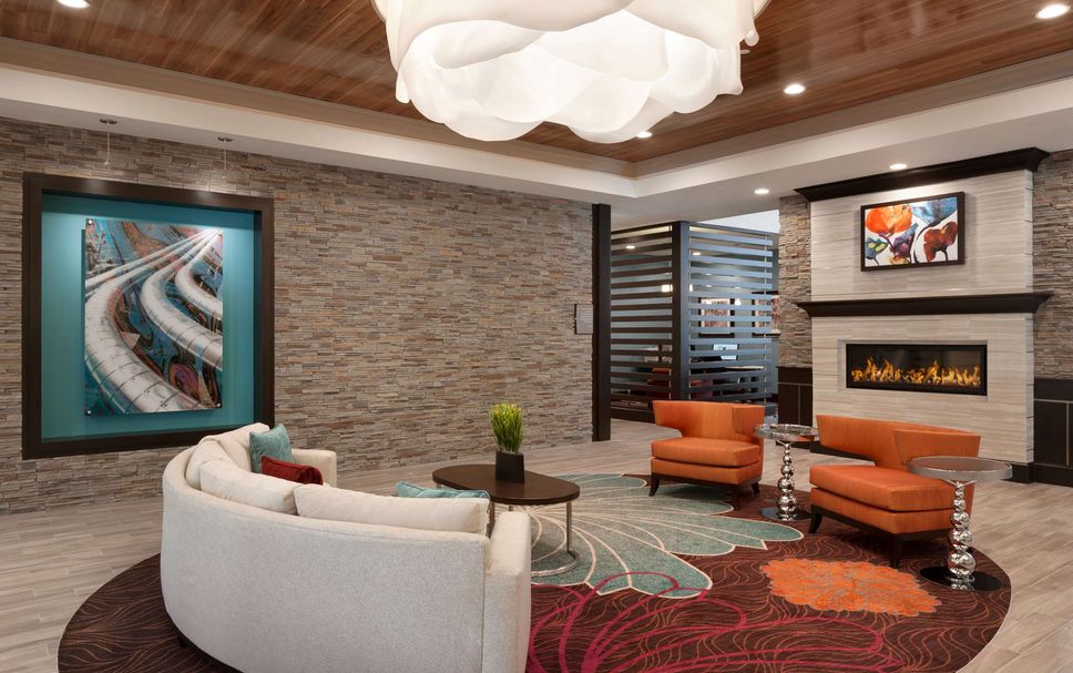 Lounge Photo