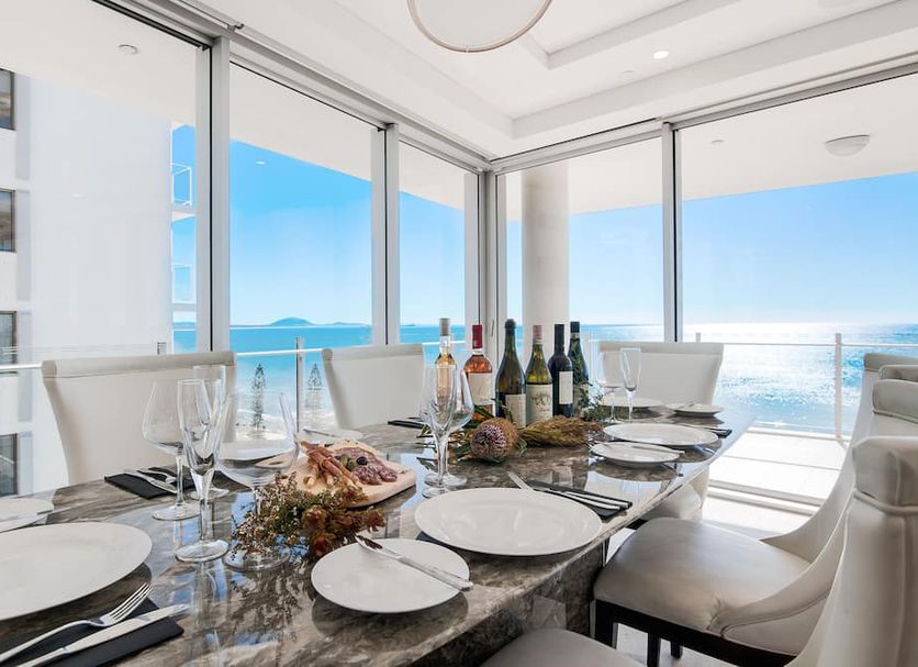 Dining room Photo