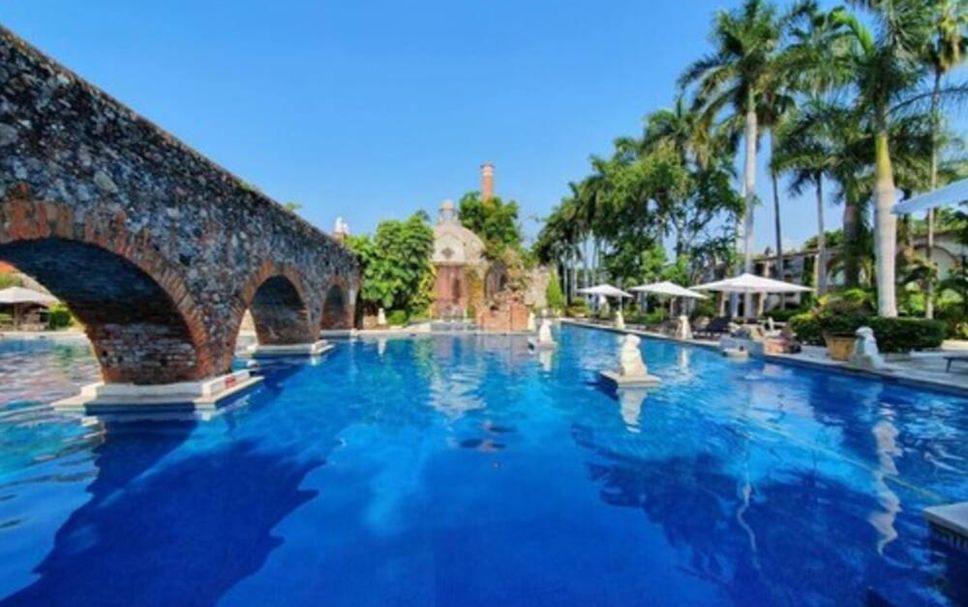 Pool Photo