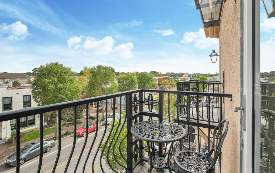 Balcony Photo