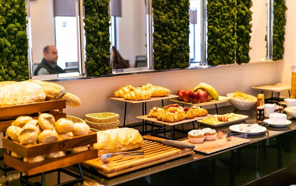 Buffet Photo